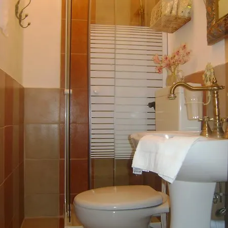 La Petite Maison Viareggio