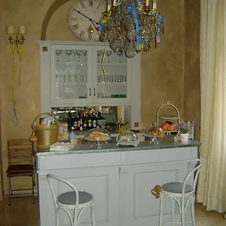 فندق La Petite Maison فياريجيو