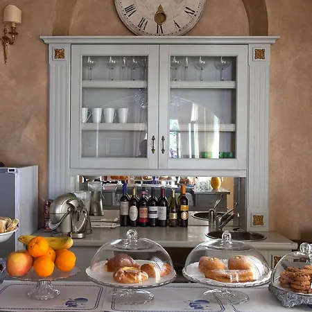 فندق La Petite Maison فياريجيو